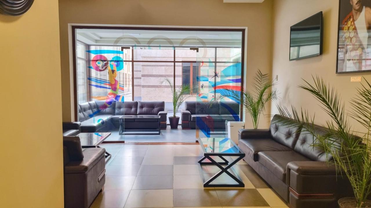 יירבאן Olympavan Hotel מראה חיצוני תמונה