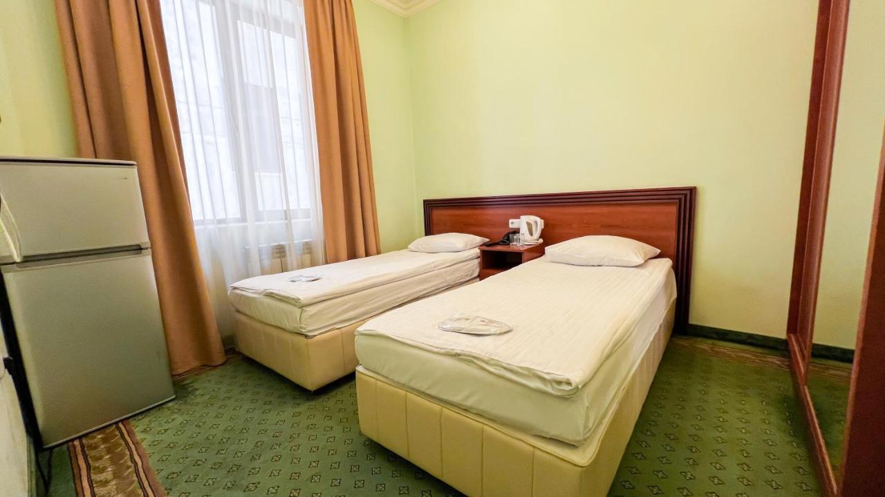 יירבאן Olympavan Hotel מראה חיצוני תמונה